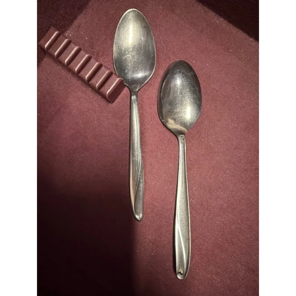 Simeon‎ L & George H Rogers Oneida Stainless Steel spoons paramount set of 2